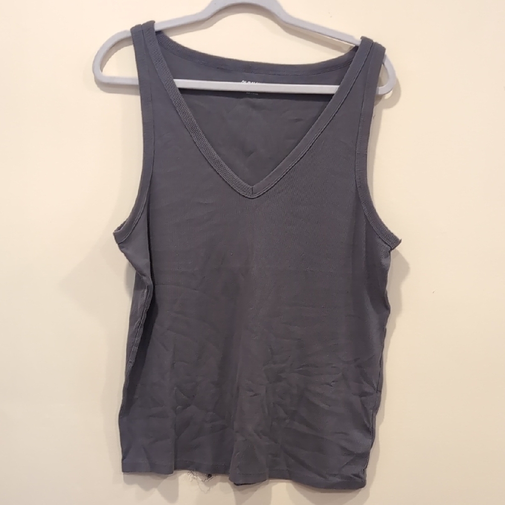 Old Navy Gray V-Neck Women's Tank Top